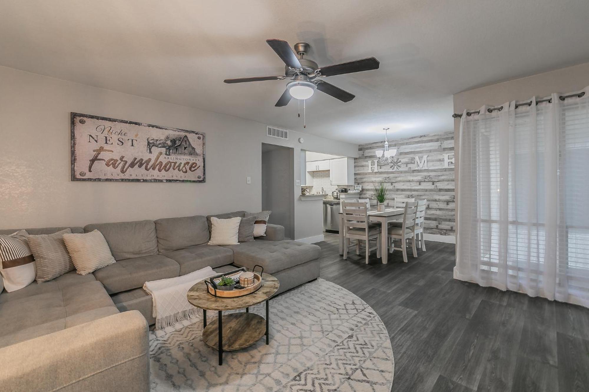 Cozy 2Br Farmhouse Apt - Sleeps 8 - Free Parking! Arlington Buitenkant foto
