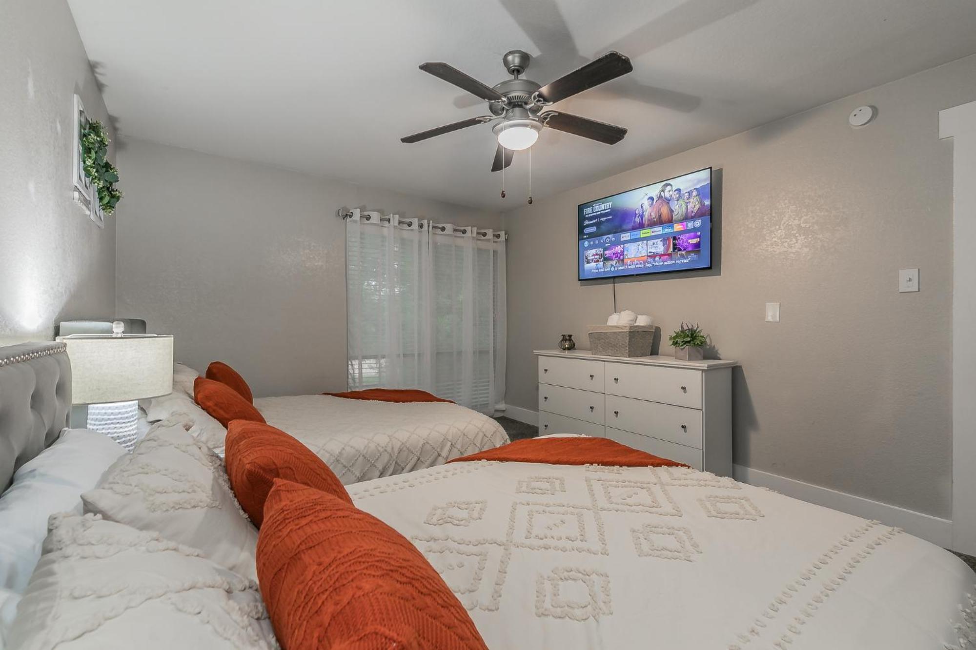 Cozy 2Br Farmhouse Apt - Sleeps 8 - Free Parking! Arlington Buitenkant foto