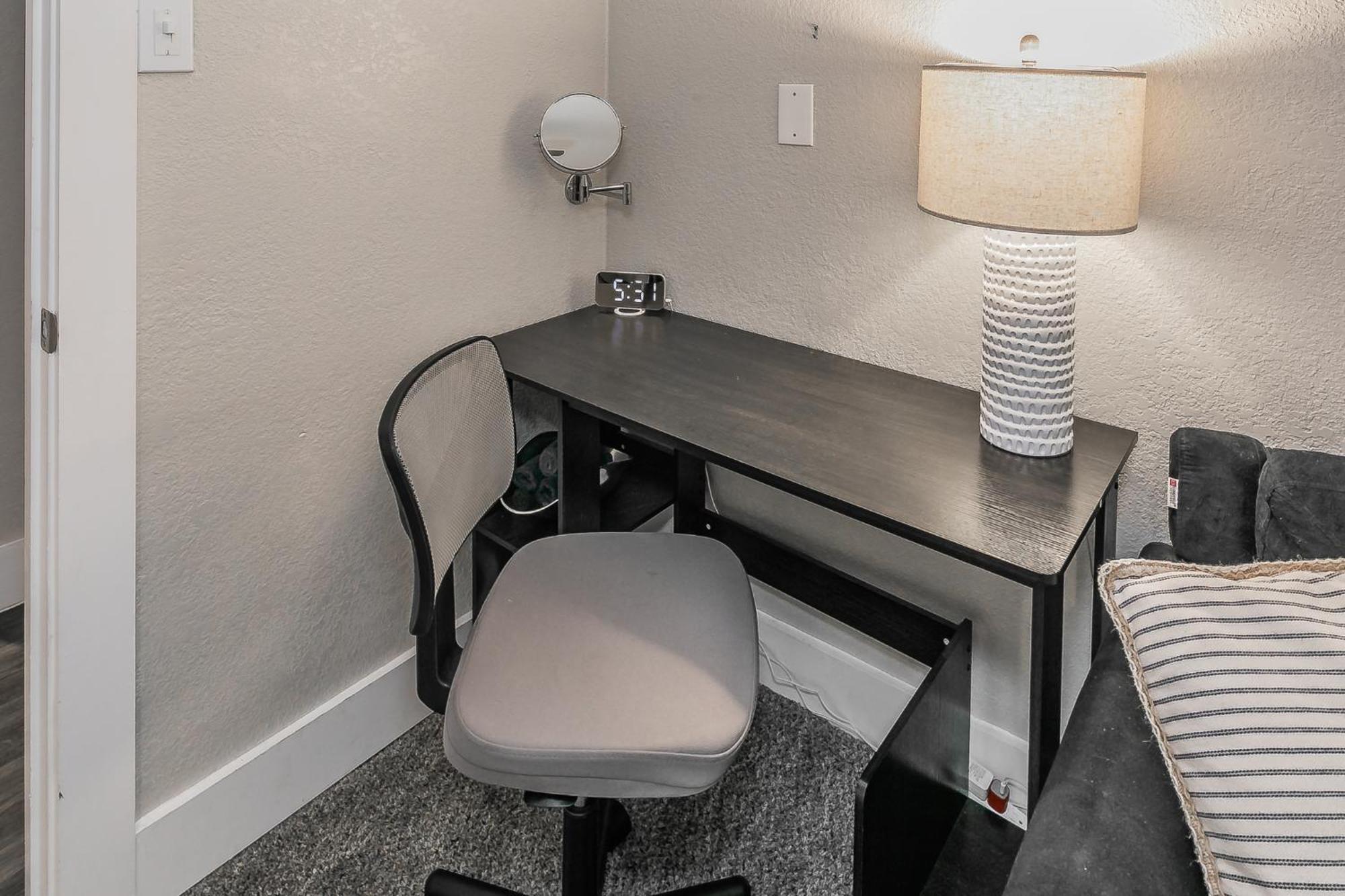 Cozy 2Br Farmhouse Apt - Sleeps 8 - Free Parking! Arlington Buitenkant foto