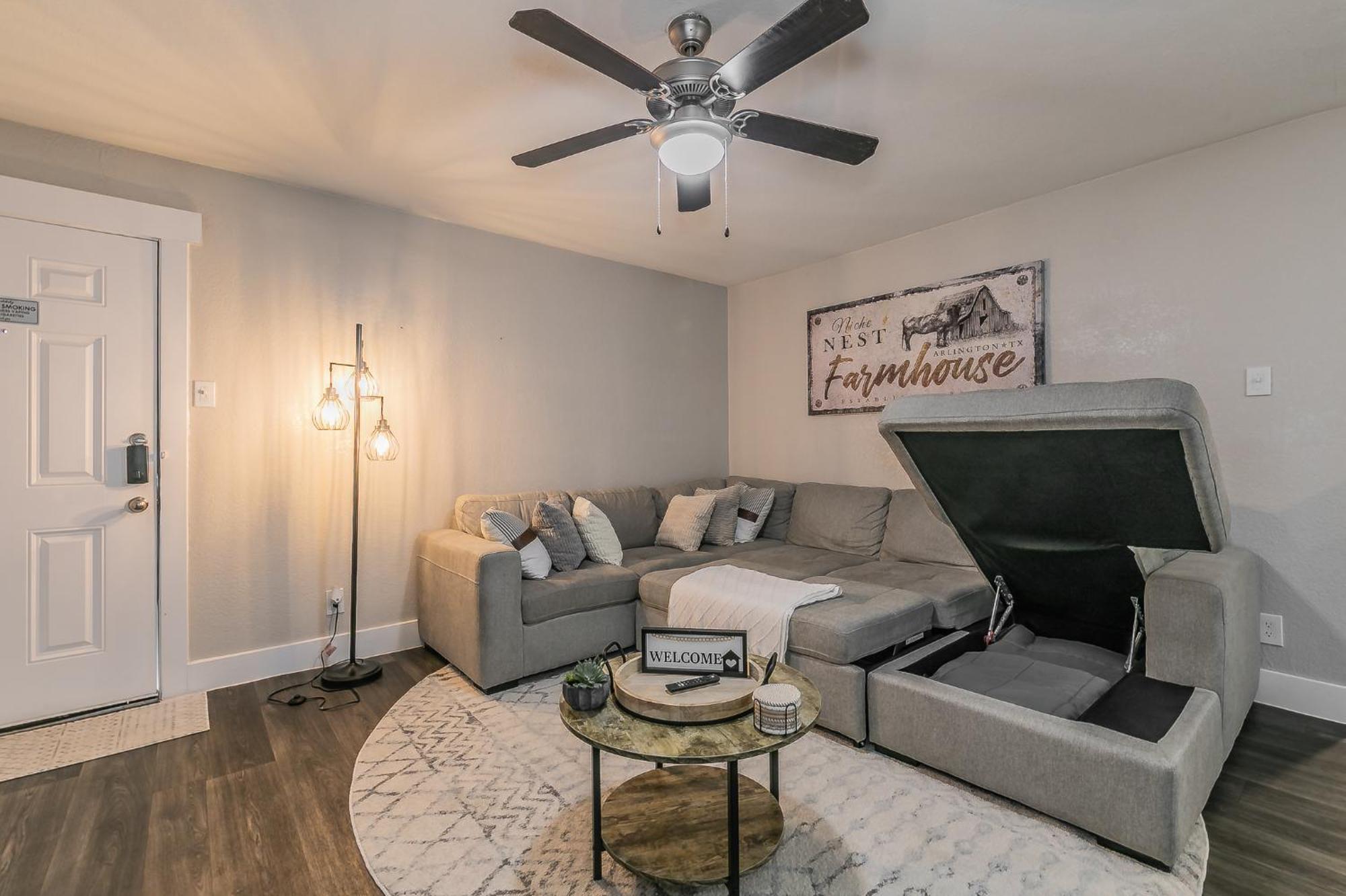 Cozy 2Br Farmhouse Apt - Sleeps 8 - Free Parking! Arlington Buitenkant foto